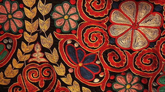 Полифония цвета казахской народной вышивки