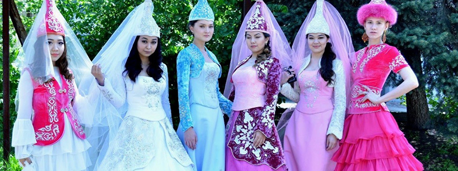 Платья казахстан
