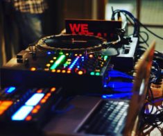 Stay True DJ School