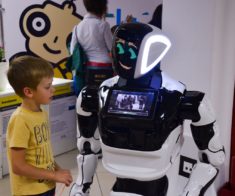 Выставка роботов «Робополис»