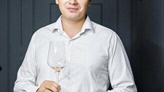 Интервью с сомелье Артемом Лебедевым о том, как выбрать хорошее вино