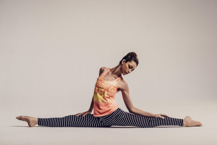 ss14_ereebok_yoga_tara_stiles_1