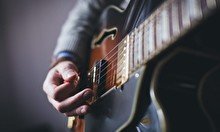 Выступление Jantik & The Cadillac Band
