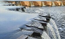 «Ниагарский» водопад в Астане