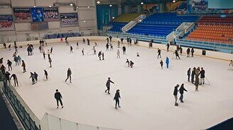 Массовые катания на коньках в Ice Park Shymkent