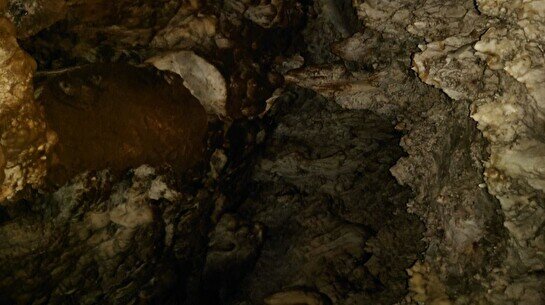 Пещера Сказка, железнодорожный тоннель и озеро Балыкты