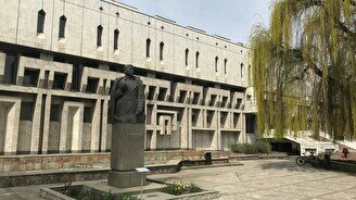 Национальная библиотека имени Алыкула Осмонова
