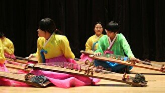 Концерт деятелей культуры Южной Кореи