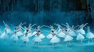 Балет «Лебединое озеро» с участием артистов Кыргызского балета