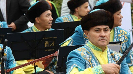 Концерт Казахского национального оркестра народных инструментов имени Курмангазы в визит-центре Sharyn