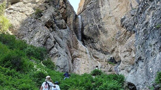 Поход в ущелье Сильбели до водопада Каинды с Si Tour