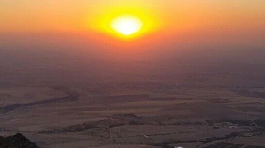 Закат на пике горы Казгурт с Sitour