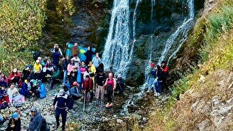 Горный осенний поход к Донызтаускому водопаду с гидом Ержигит