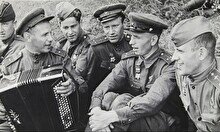 Сольный концерт Евгения Дробота «Песни военных лет»