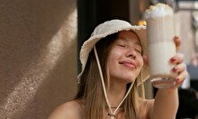 Спешелти кофе и завтраки весь день: в Караганде появилась кофейня с алматинским вайбом