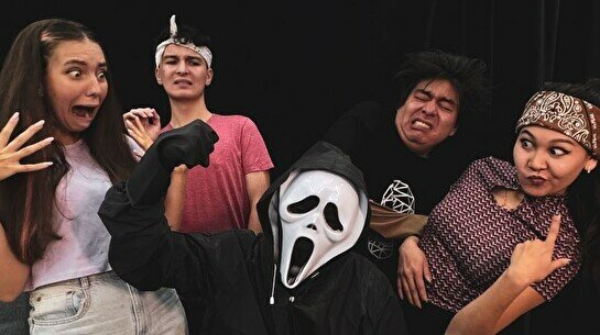 Перфоманс «Очень страшное кино» в Harat’s Pub Гранд Алатау