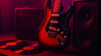 Квартирник в театре La Bohême Байбулата Сандыбекова «Рок-дискотека»