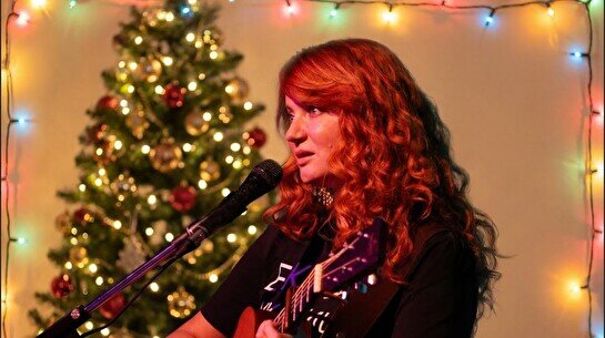 Концерт Анны Ежовой «Предновогодник»