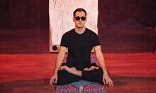 "Two Rules for a Happy Life" – A One-Man Theatre Show (in English)