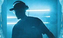 Электронная вечеринка Spotlight