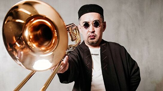 Nuketai Collective – Flying Under The Water