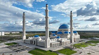 Экскурсия в главную мечеть страны «Жемчужина степи»