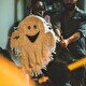 Тыквы, шляпки и клыки: где купить все самое необходимое к Хэллоуину